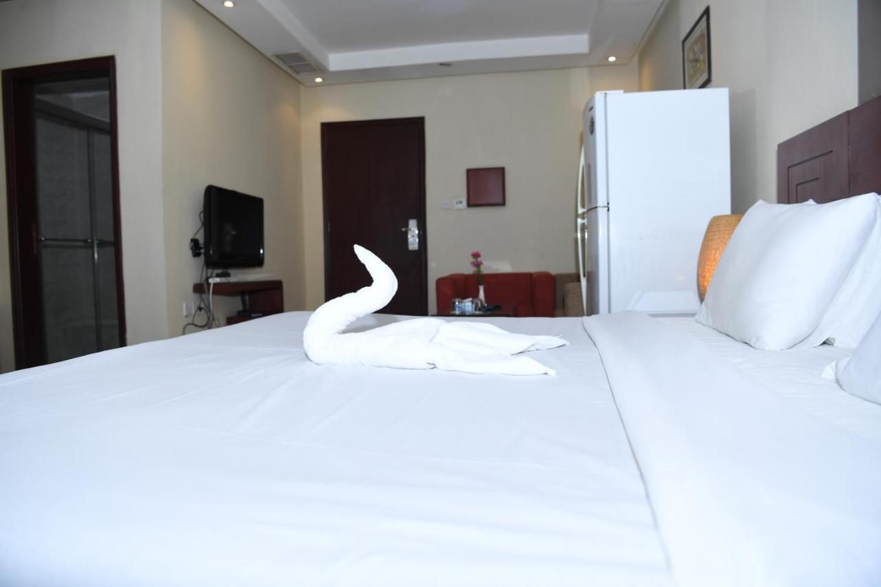 Continental Suite Farwaniya Кувейт Экстерьер фото