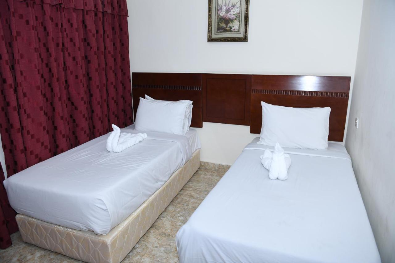 Continental Suite Farwaniya Кувейт Экстерьер фото